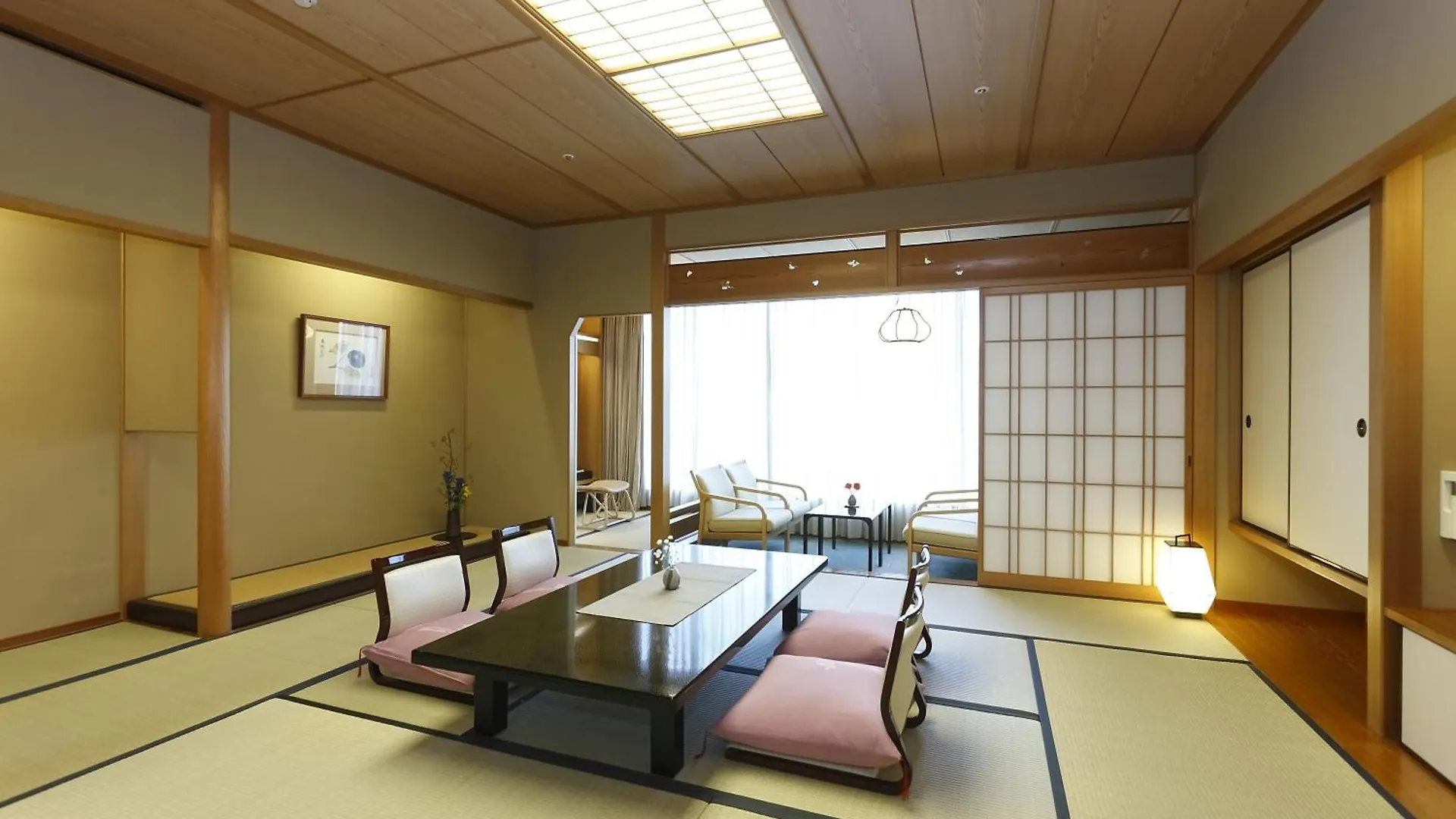 Ryokan Hotel Wakamizu Takarazuka
