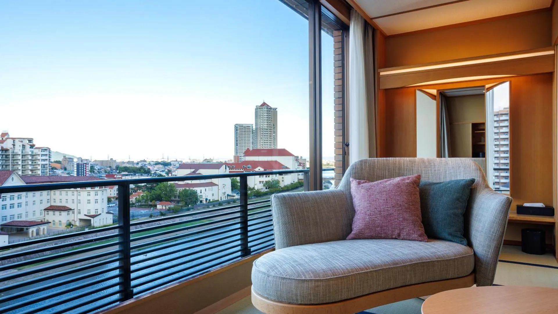 Hotel Wakamizu Takarazuka